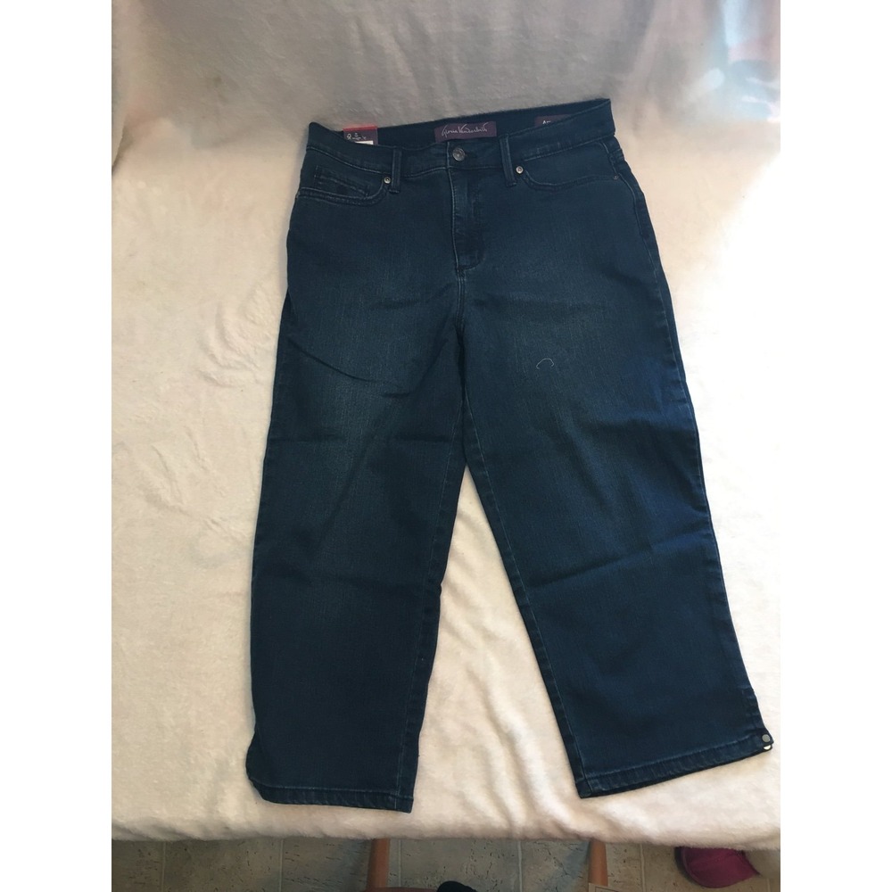 Gloria Vanderbilt Amanda Capri Jeans Women 8 Blue NEW Tapered‎ Leg Mid Rise